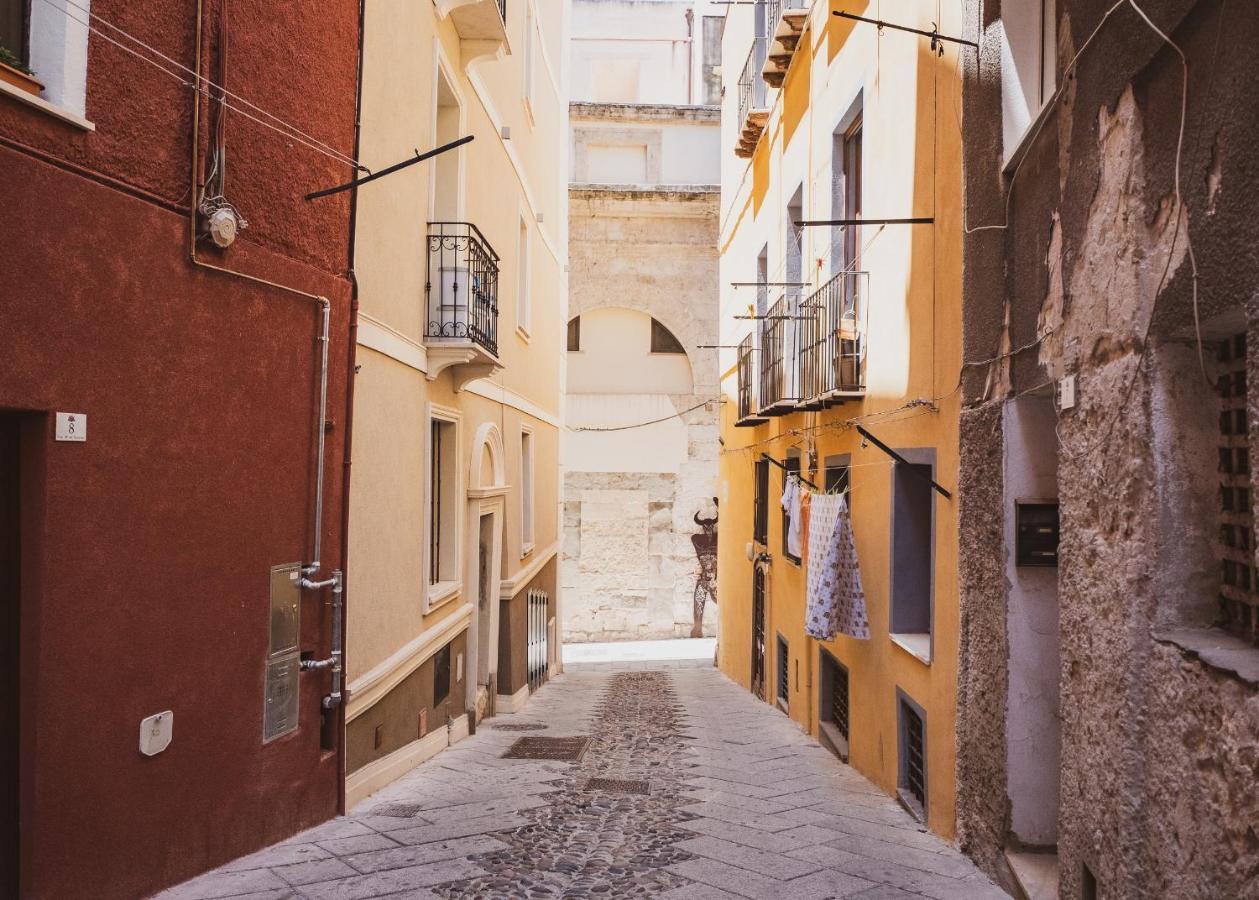 Appartamento Maestrale - Quartiere Castello カリアリ エクステリア 写真
